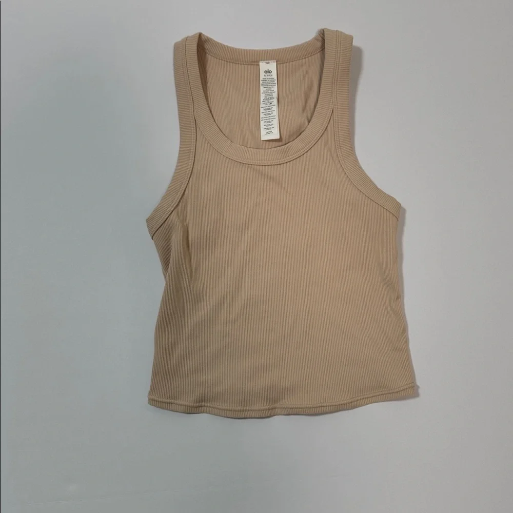 ALO S Tan Ribbed Sleeveless Top - Picture 2 of 3